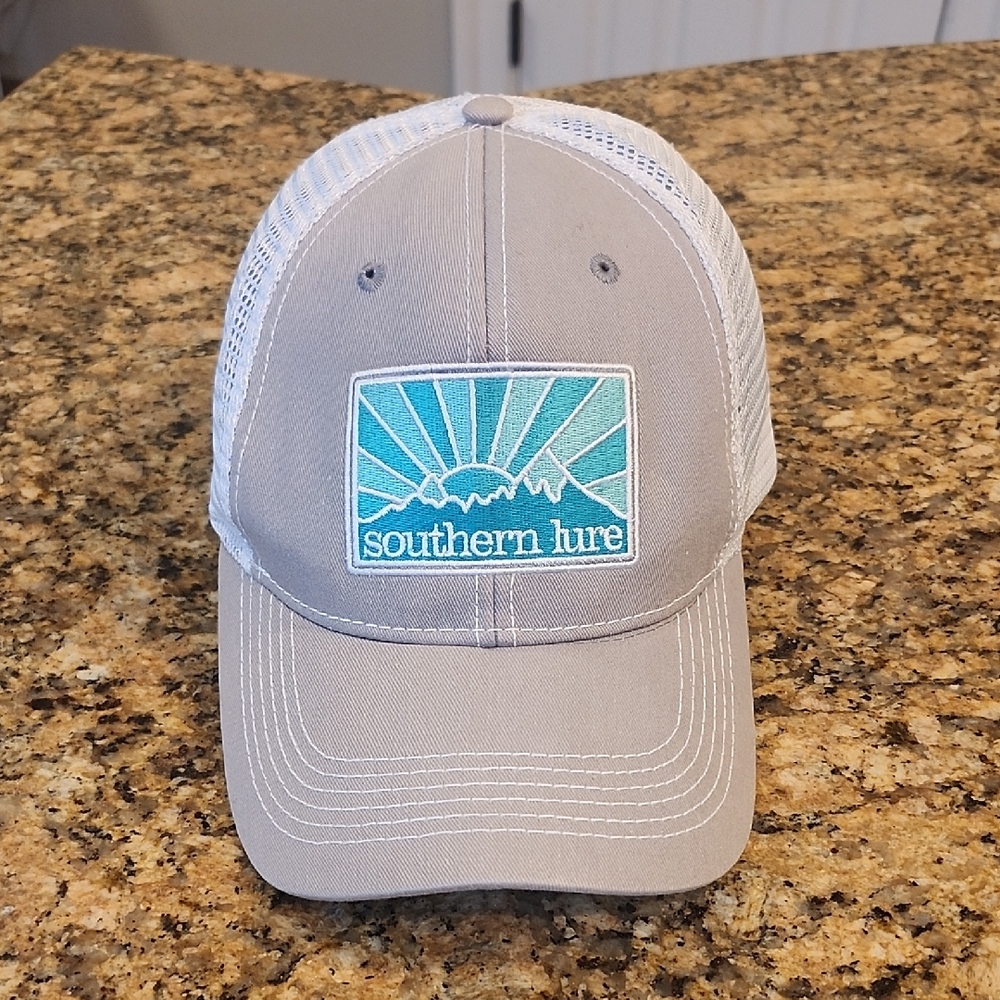 Southern Lure Gray and White‎ Trucker Hat